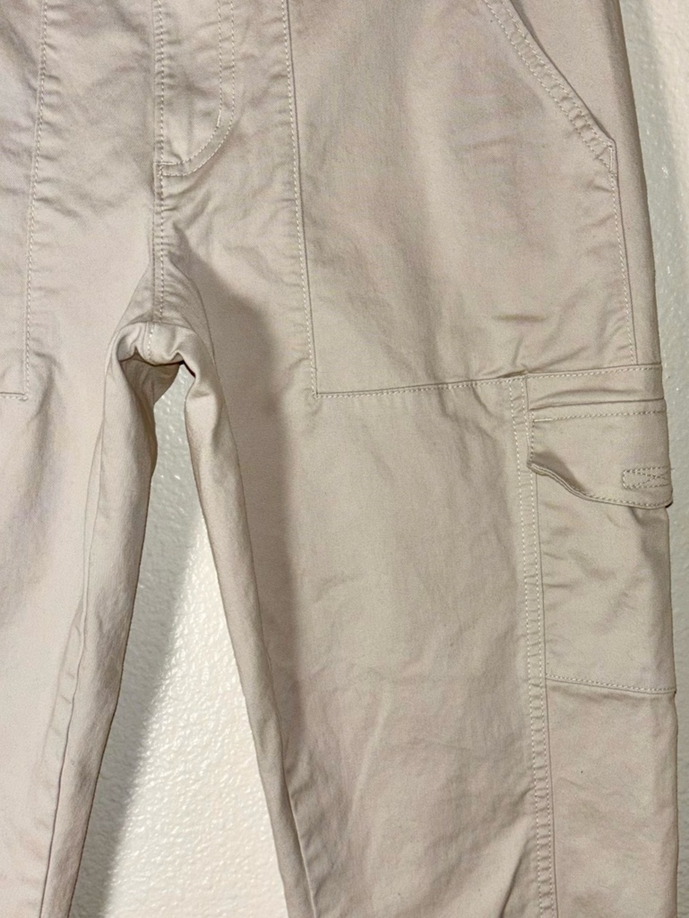 Columbia Women's Utility Pants Straight leg Cargo Pocket Size 10 cream/beige - Picture 6 of 16